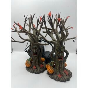 Department 56 Lit Spooky Tree Halloween Village - Village Accessories USED